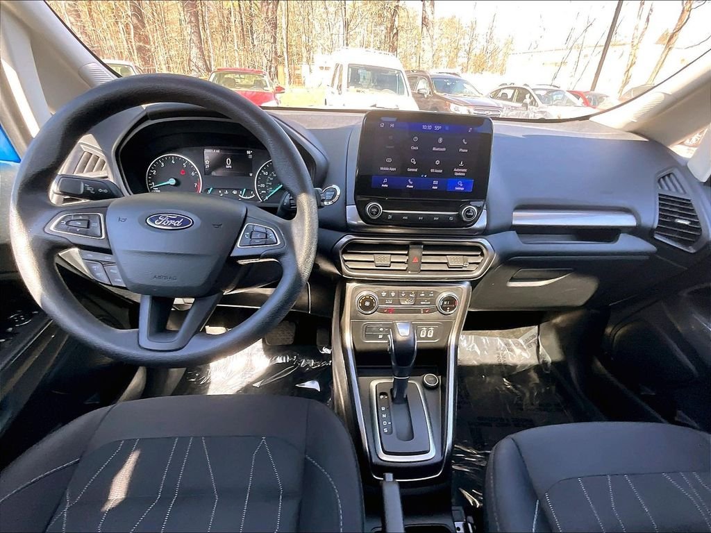 Used 2022 Lightning Blue Metallic Ford SE image 21