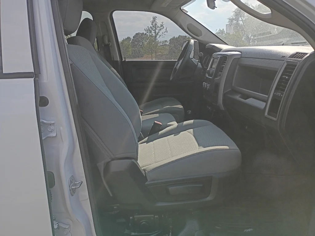 Used 2018 Bright White Clearcoat Ram Tradesman image 11