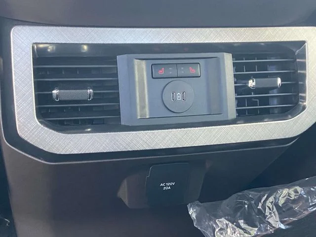 New 2026 Marsh Gray Ford King Ranch image 9