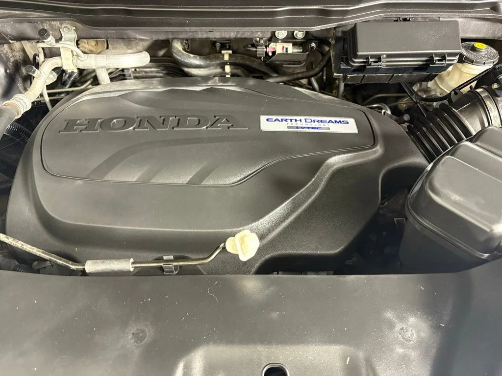 Used 2017 Silver Honda EX image 38