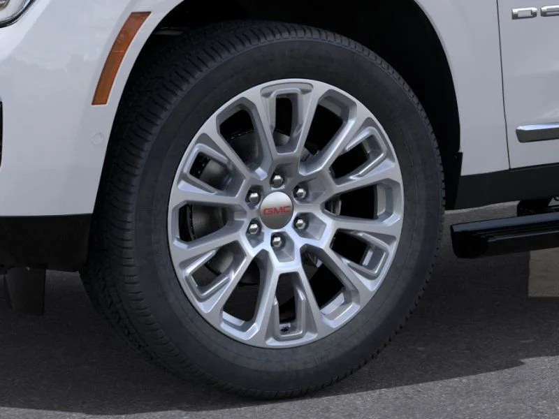 2026 GMC Yukon XL Denali - Photo 9