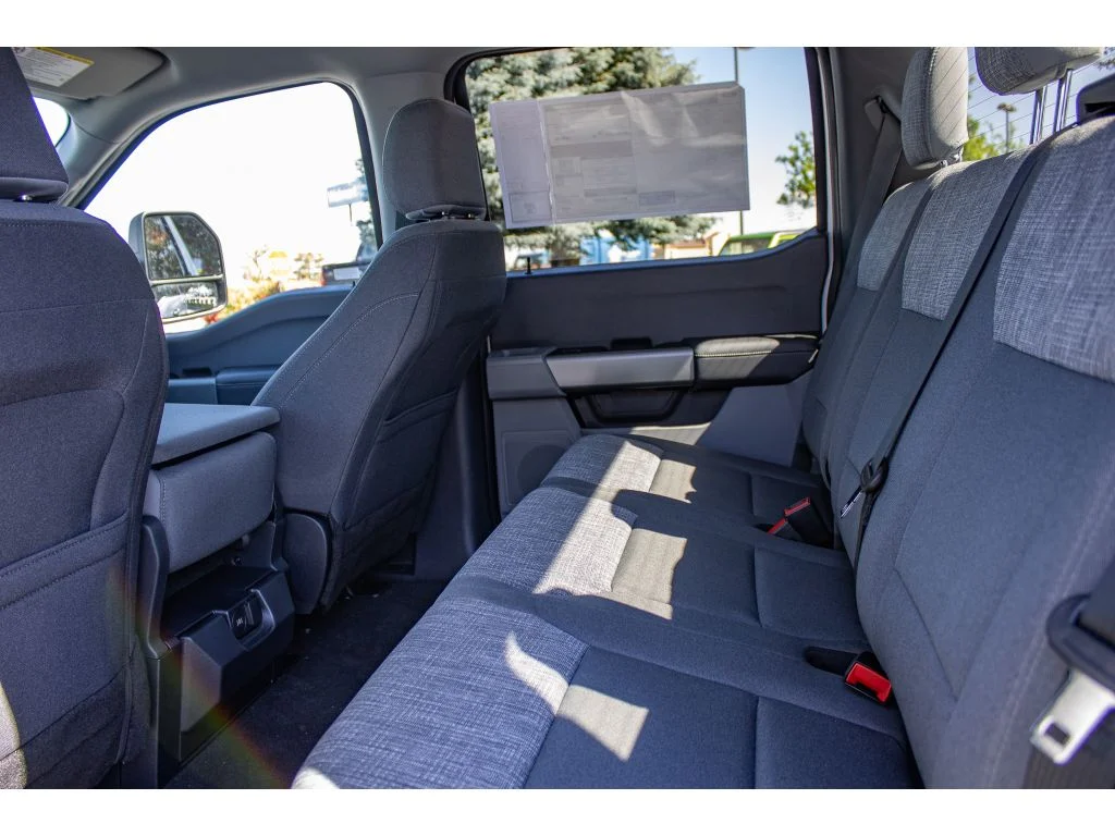 New 2026 OXFORD WHITE Ford XLT image 17