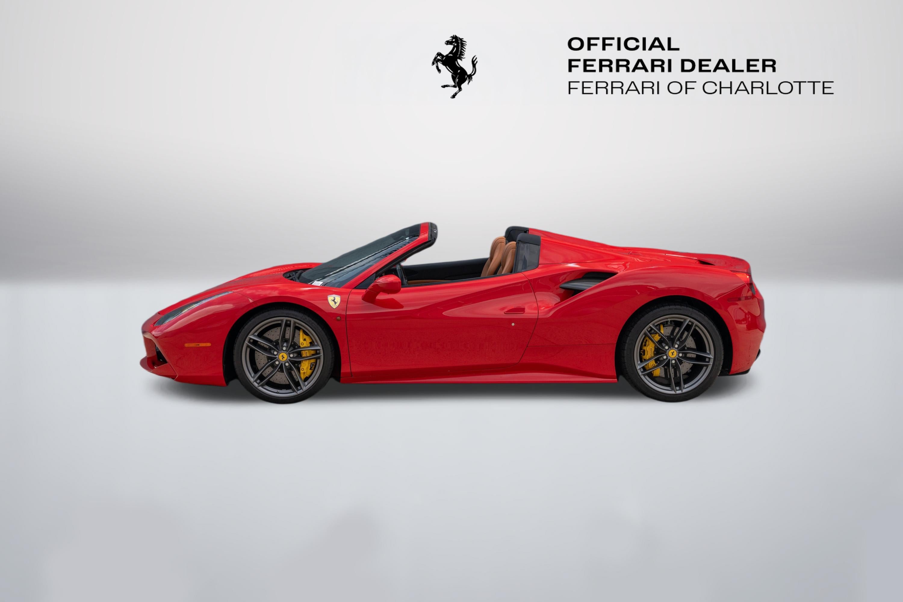 Used 2018 Rosso Corsa Ferrari  image 4
