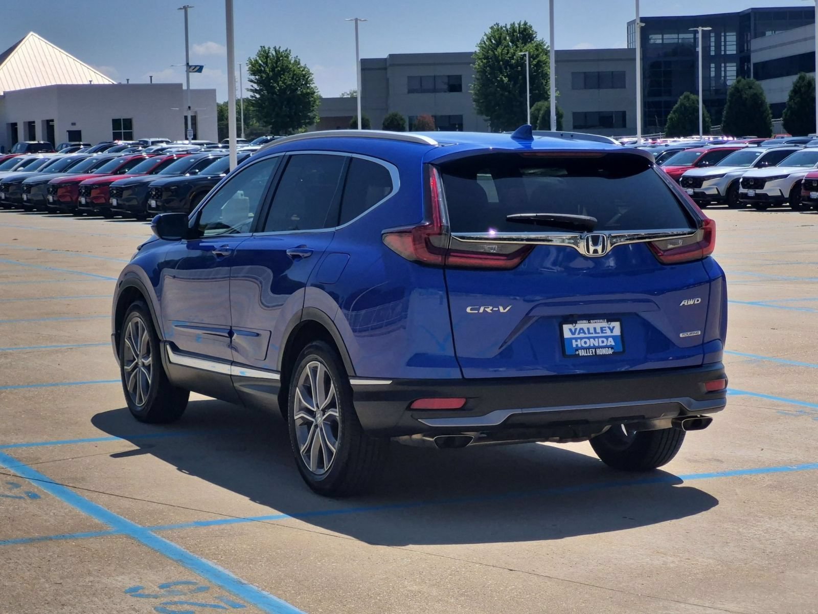 Certified Used 2022 Blue Honda Touring AWD image 9