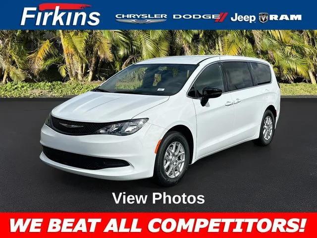 2026 Chrysler Voyager LX's photo
