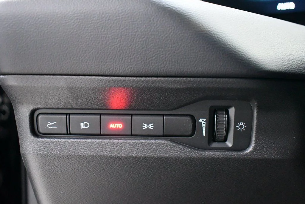 New 2026 Black Dodge R/T Scat Pack image 19