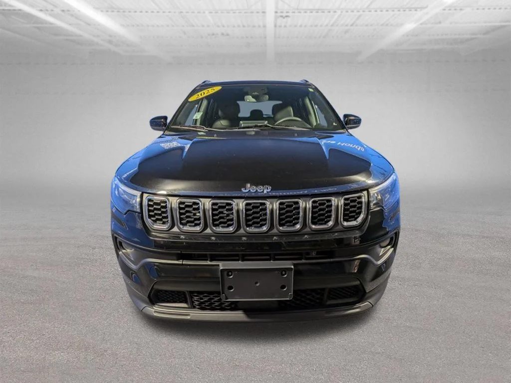 Certified Used 2025 Black Jeep Latitude image 10