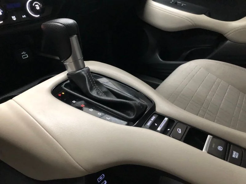 Used 2024  Honda LX image 27