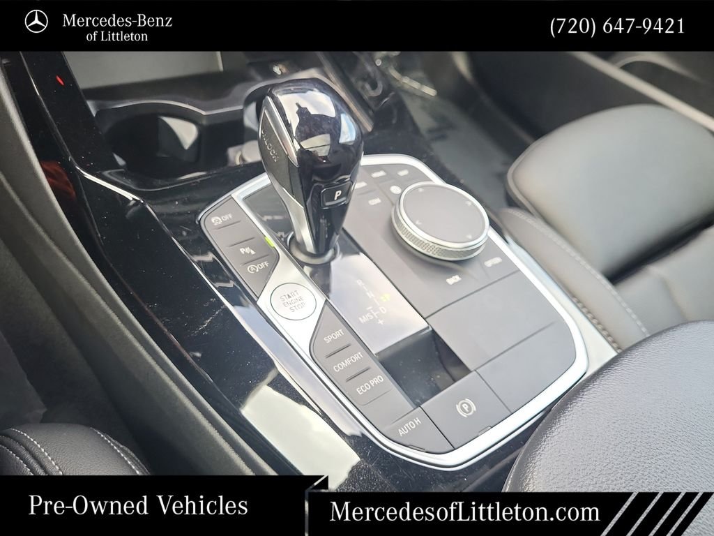 Used 2022 White BMW sDrive30i image 19