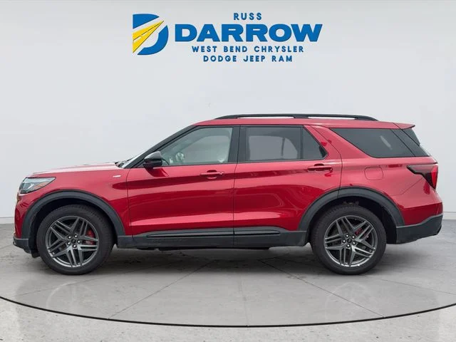 Used 2025 Red Ford ST-Line image 2
