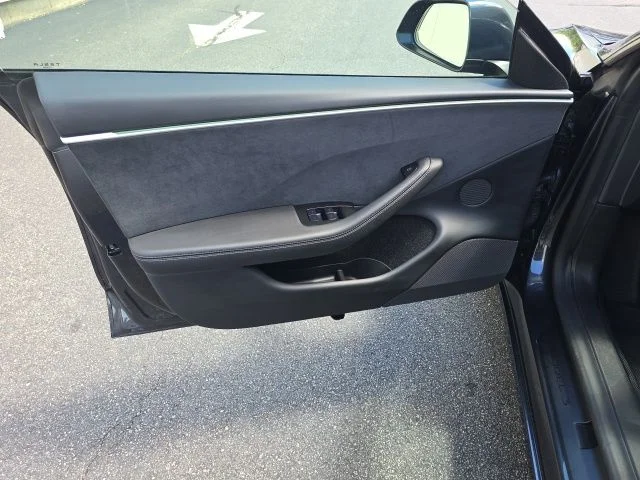 Used 2024 Black Tesla Long Range image 17