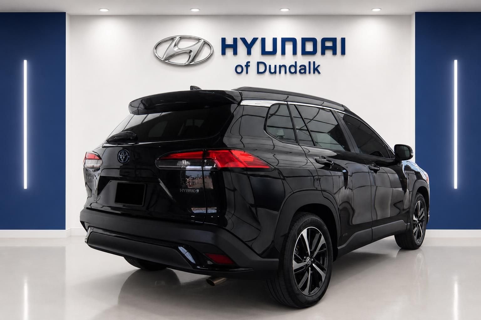 Used 2023 Black Toyota Hybrid XSE image 3