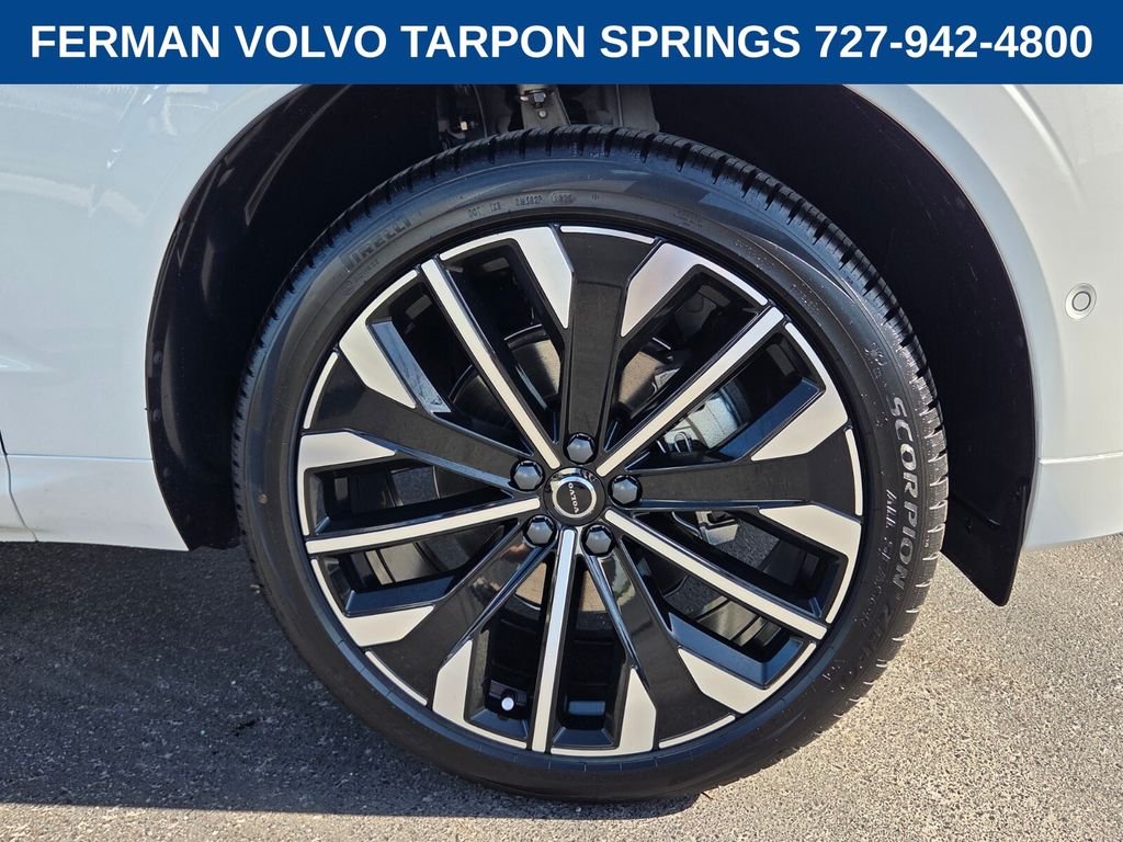 New 2027 Crystal White Volvo Ultra image 10