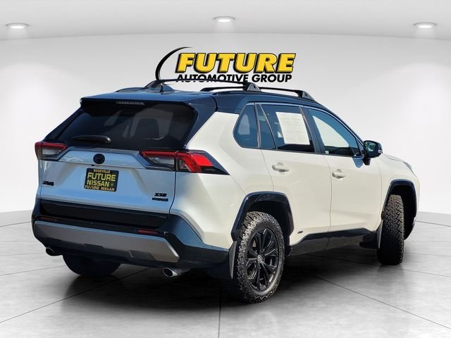 Used 2024 Off-white Toyota XSE image 4