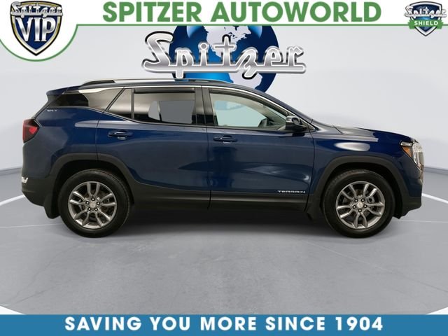 Used 2023 Blue GMC SLT image 11