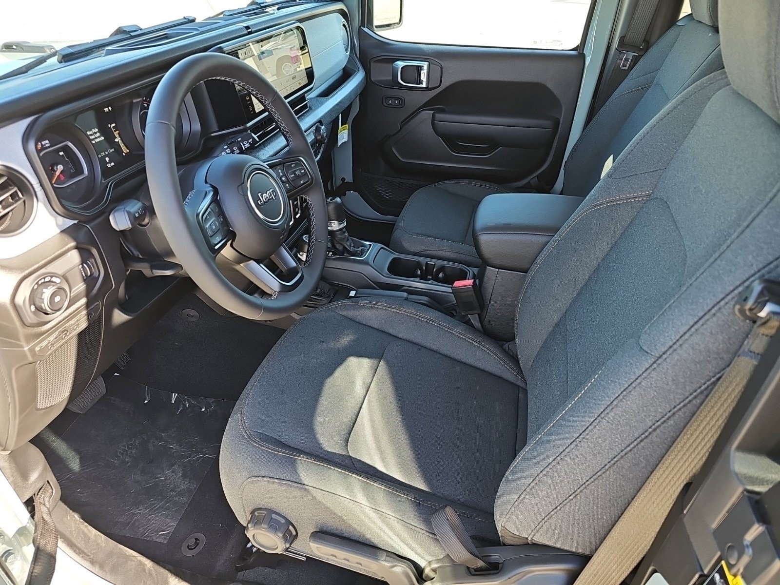 New 2027 Earl Clearcoat Jeep Sport S image 14