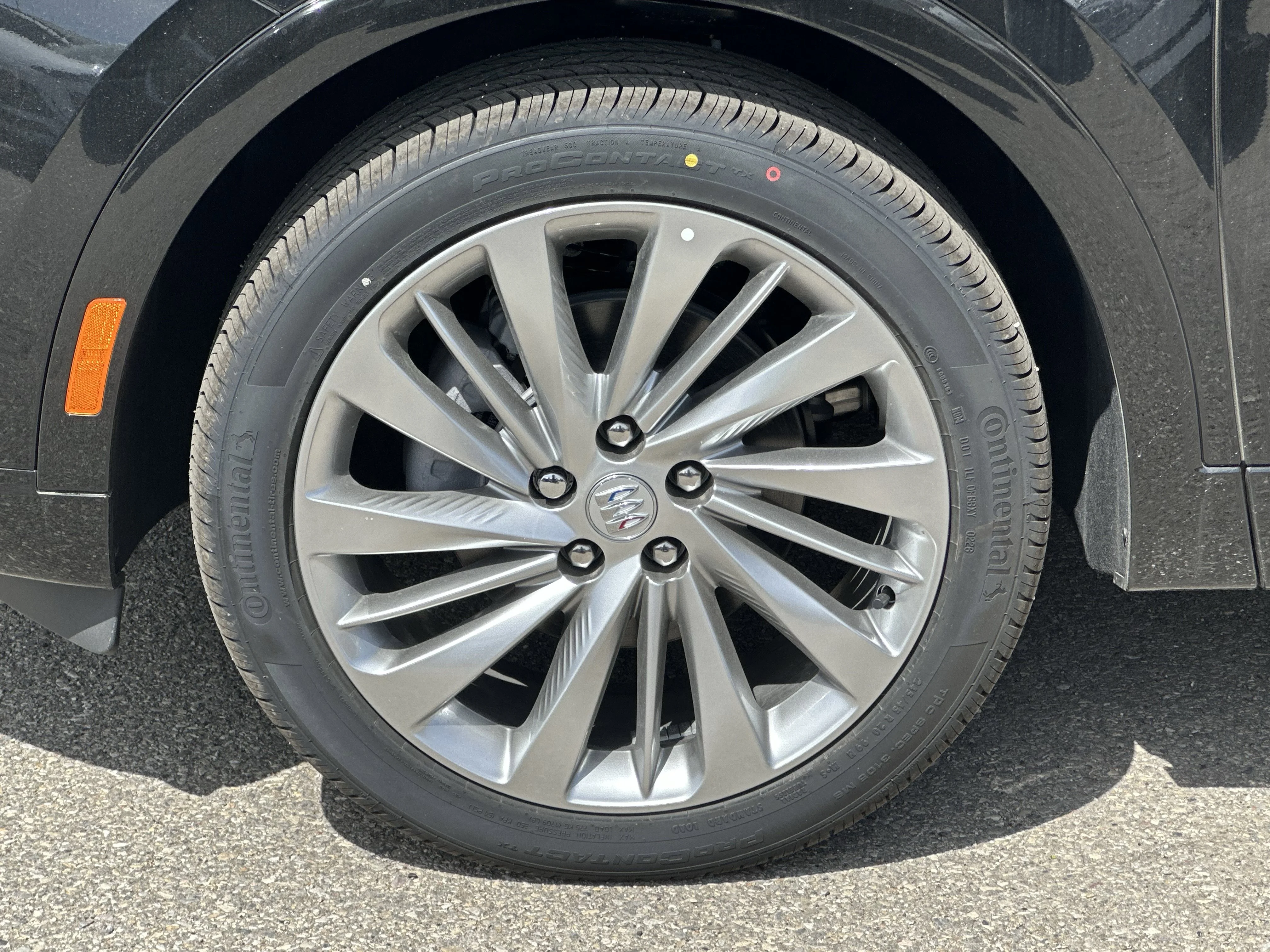 New 2026 Ebony Twilight Metallic Buick Avenir image 3