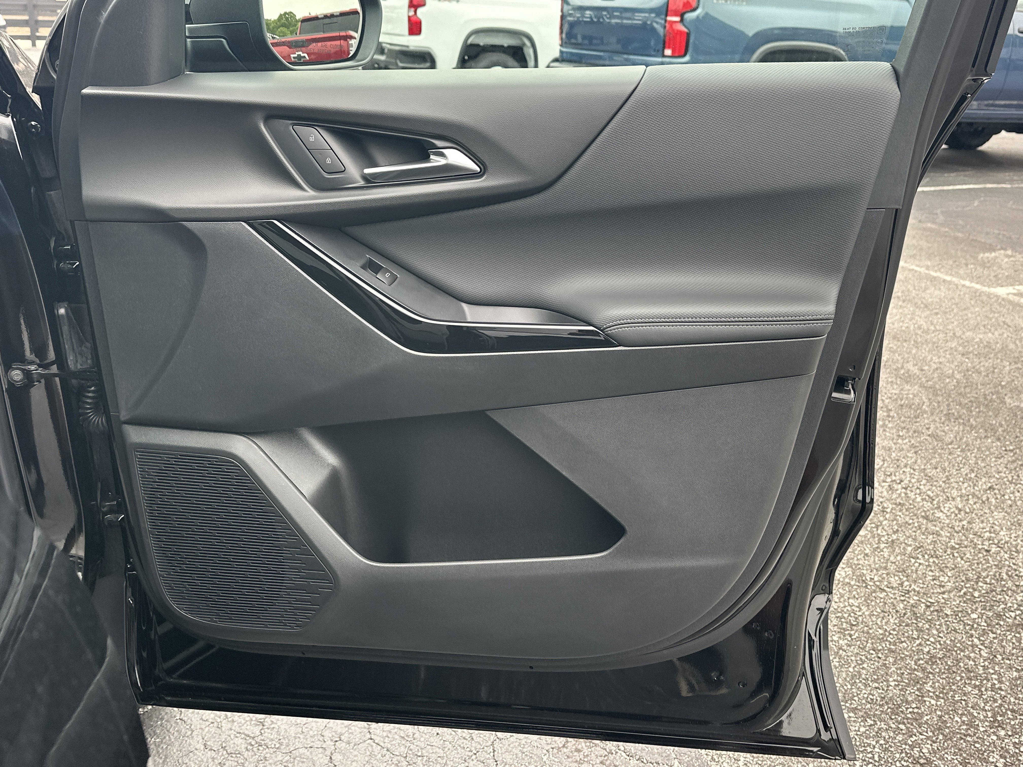 2026 Chevrolet Equinox LT - Photo 15