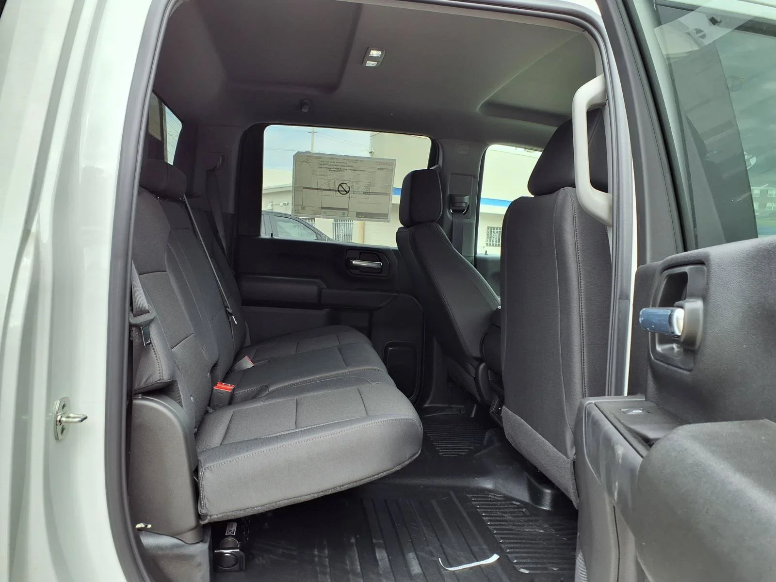 2026 GMC Sierra 3500 Chassis Cab Pro - Photo 24