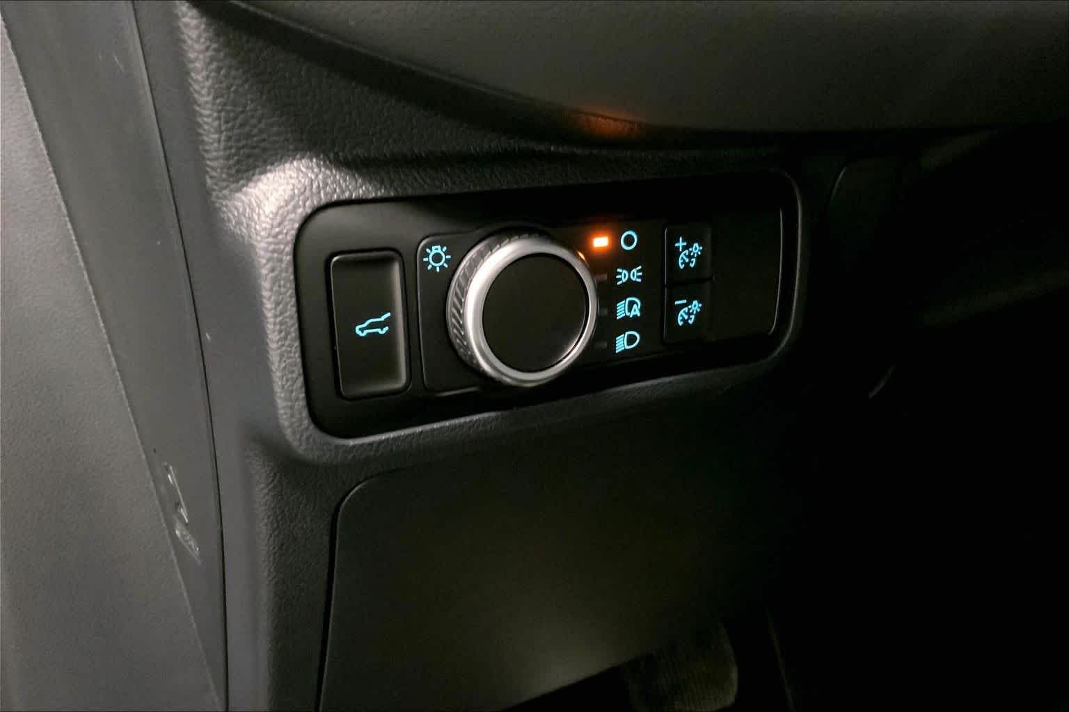 New 2026 Carbonized Gray Metallic Ford Active image 18