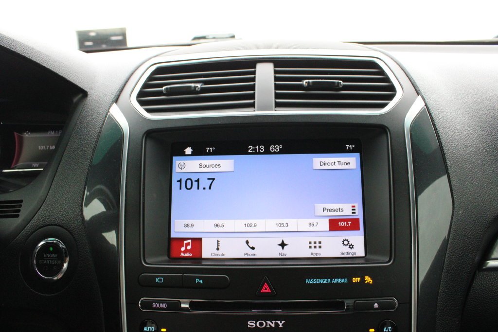 Used 2017 White Ford Sport image 16