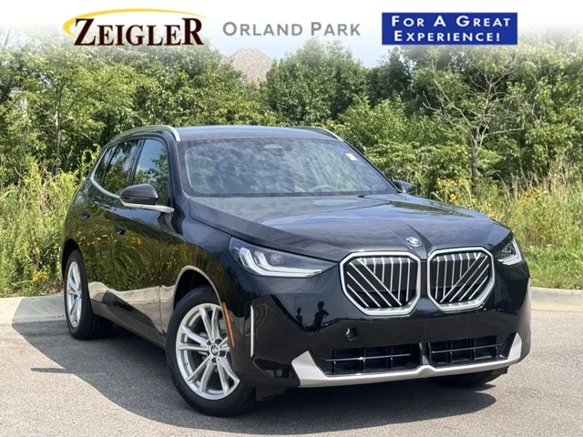 2025 BMW X3 30 XDRIVE's photo
