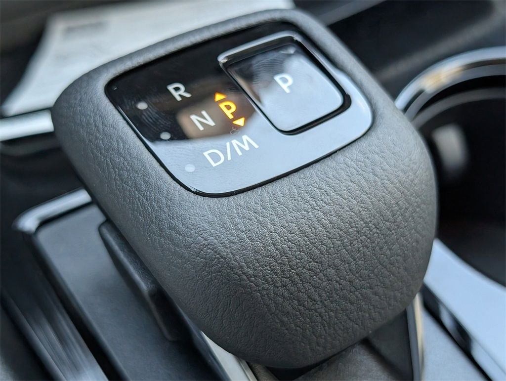 2026 Nissan Rogue SV - Photo 18