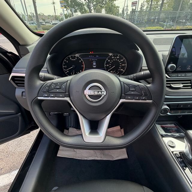 New 2026 Super Black Nissan SV image 18