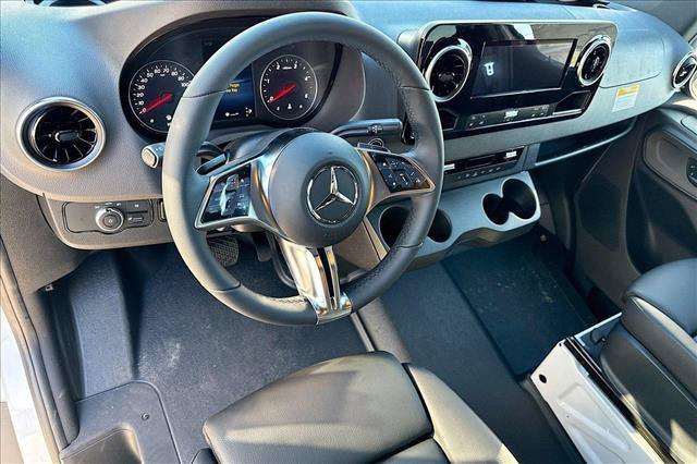 New 2026 Arctic White Mercedes-Benz  image 36