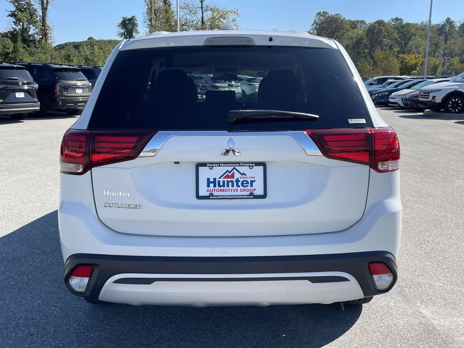 Used 2020  Mitsubishi ES image 27