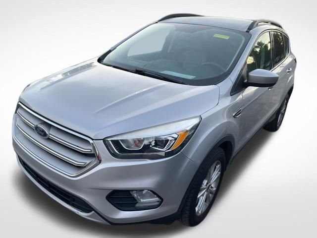 Used 2018 Ingot Silver Ford SEL image 4