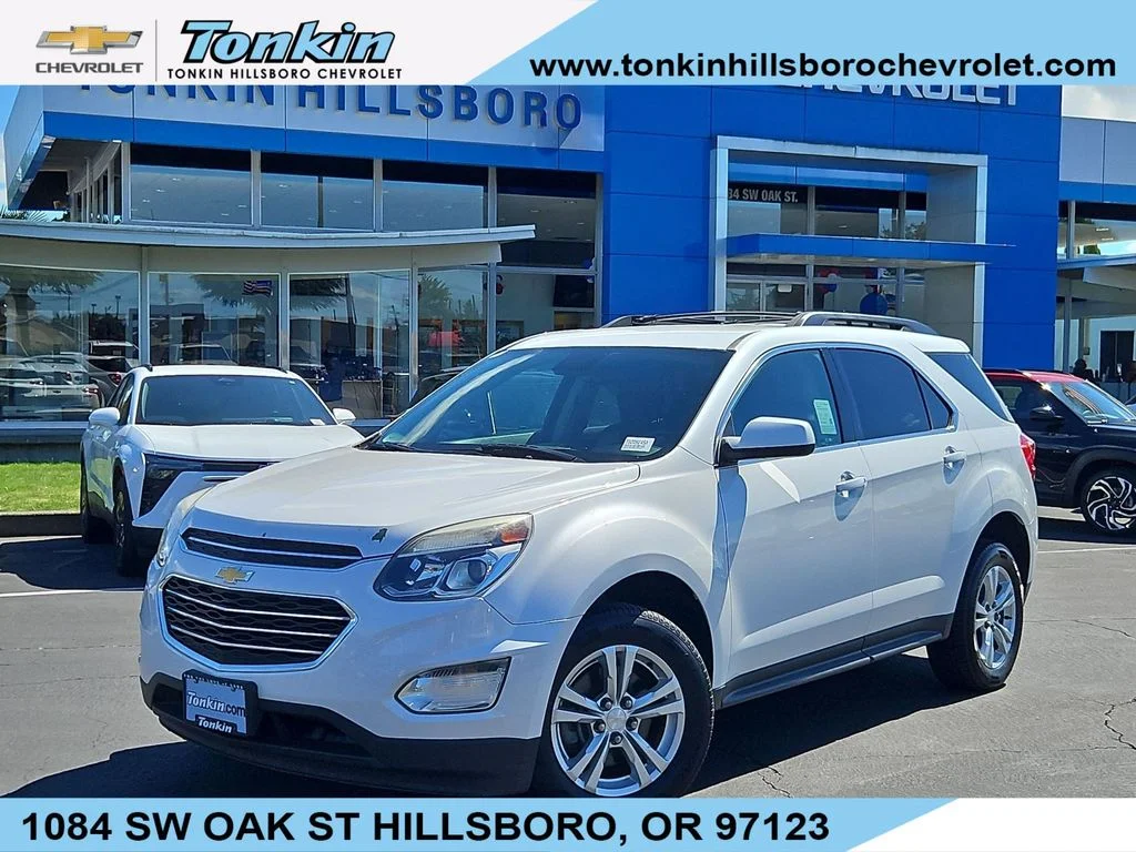 Used 2016 Iridescent Pearl Tricoat Chevrolet LT image 1