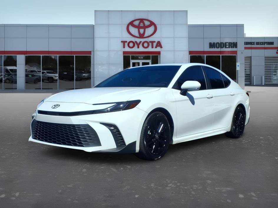 Used 2025 Ice Cap Toyota SE image 1