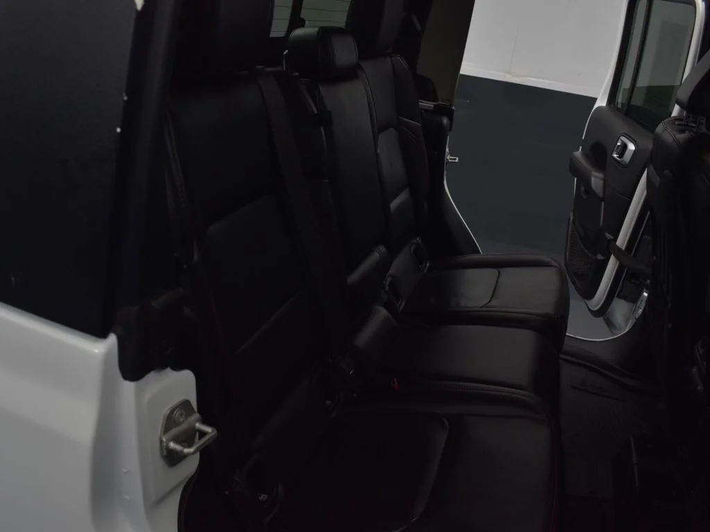 Used 2023 Bright White Clearcoat Jeep Rubicon image 23