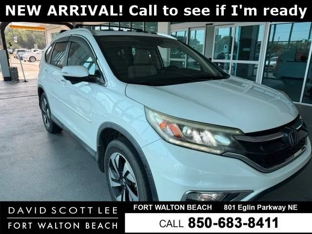Used 2015 White Honda Touring image 1