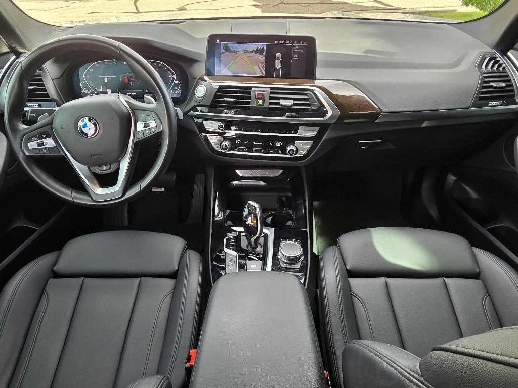 Used 2021 Glacier Silver Metallic BMW xDrive30e image 26