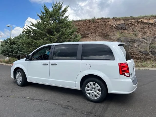 Used 2019 White Knuckle Clearcoat Dodge SE image 11
