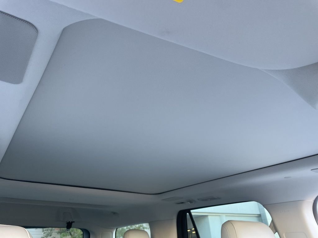 Used 2025 Black Ford Platinum image 50