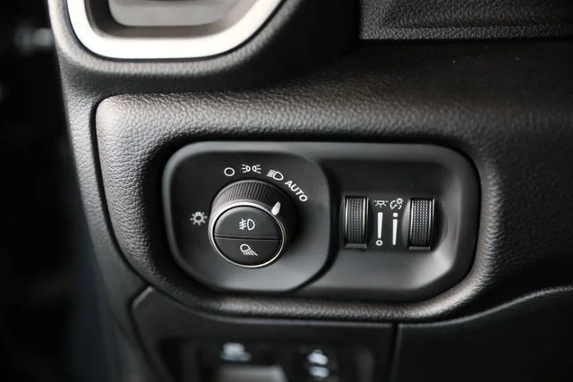 Used 2026 Blue Ram Laramie image 10