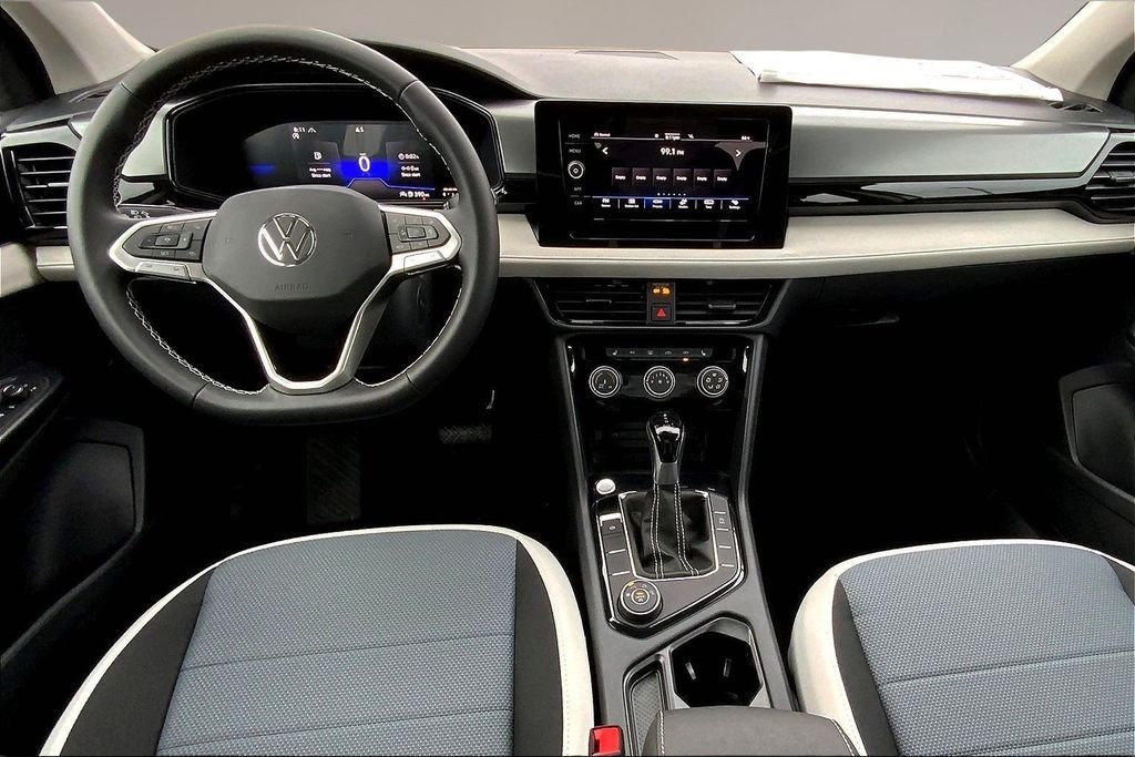 New 2026 Pyrite Silver Metallic Volkswagen 1.5T S image 5