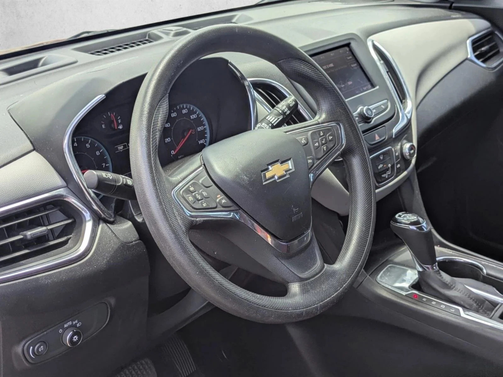 Used 2020 Cayenne Orange Metallic Chevrolet LS image 9