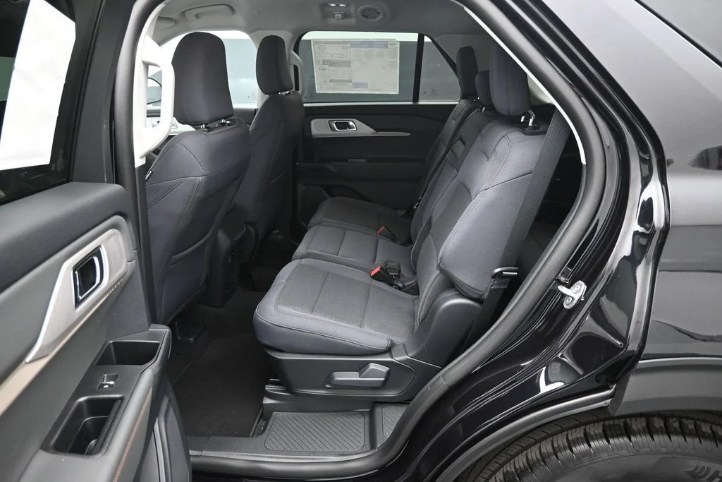 New 2026 Agate Black Metallic Ford Active image 18