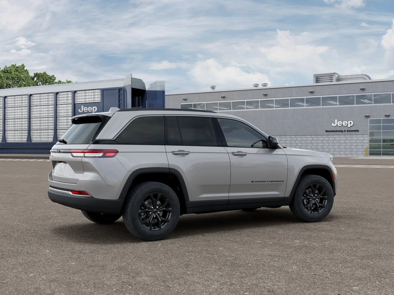 New 2026 Silver Zynith Exterior Paint Jeep Laredo Altitude image 2
