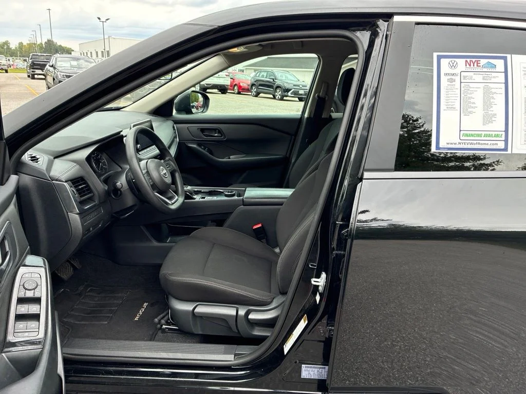 Used 2024 Black Nissan S image 10