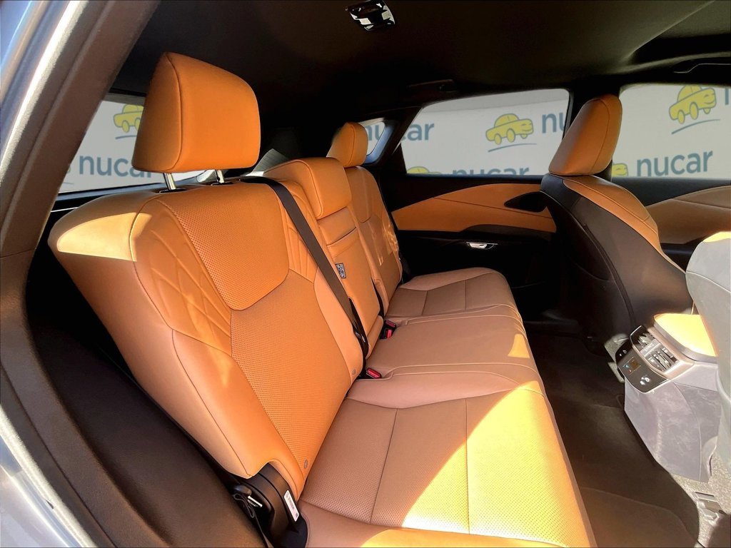 Used 2025 Silver Lexus 350 Premium image 16