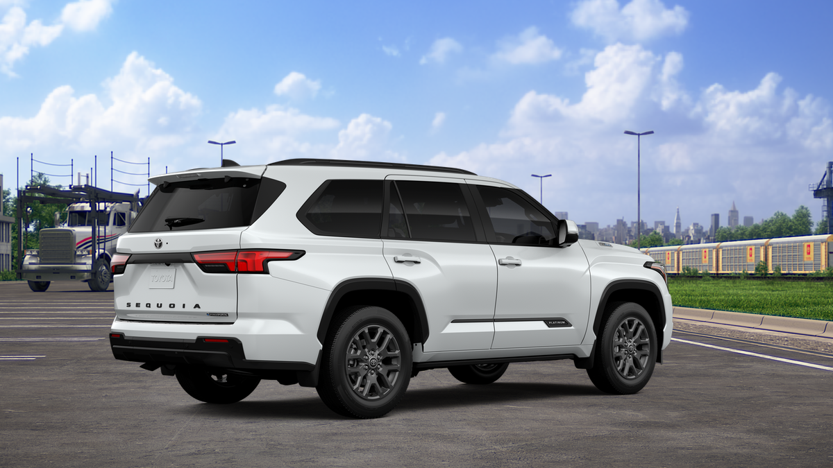 New 2026 Wind Chill Pearl Toyota Platinum image 25