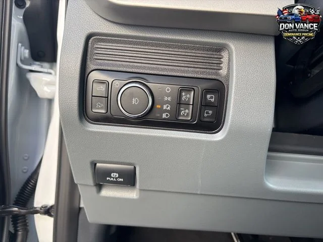 New 2026 White Ford XLT TREMOR image 25