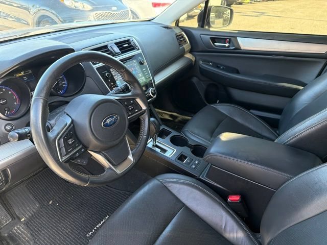 Used 2018 Twilight Blue Metallic Subaru Premium image 7
