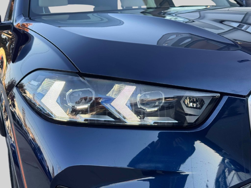 Certified Used 2024 Blue BMW xDrive40i image 9