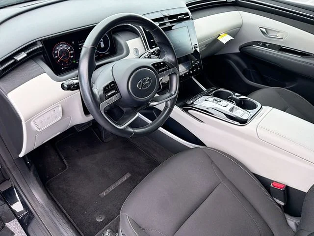 Used 2022 Black Hyundai SEL Convenience image 9